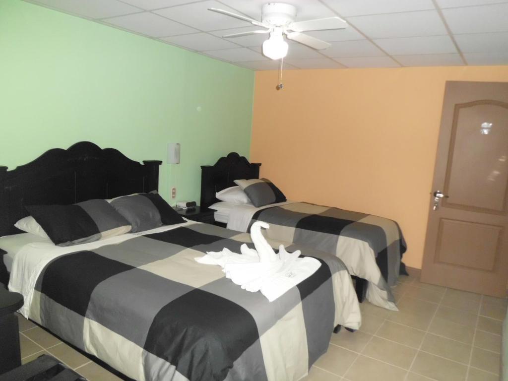 Hotel Eskalima Alajuela Bilik gambar