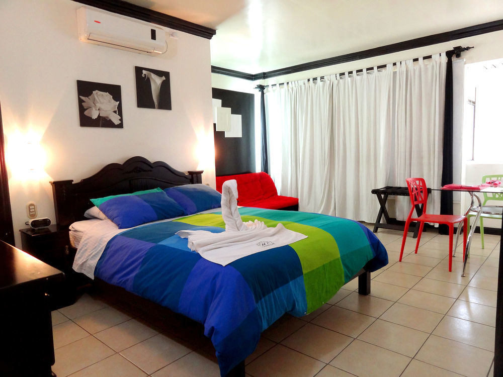 Hotel Eskalima Alajuela Luaran gambar